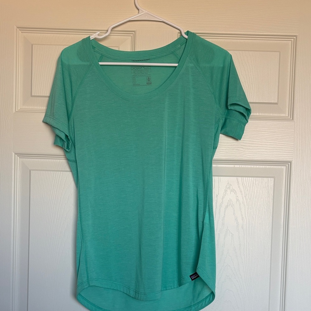 Patagonia Teal Short Sleeve Tee